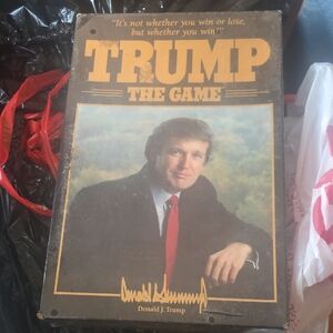 The Game Board Game - Black and Gold